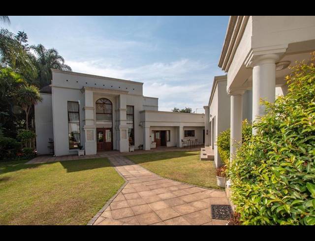 12 BEDROOM HOUSE FOR SALE IN WHITE RIVER